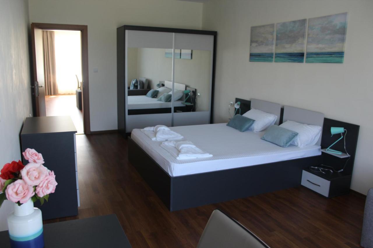 Solei Apartments พรีมอร์สโก ภายนอก รูปภาพ