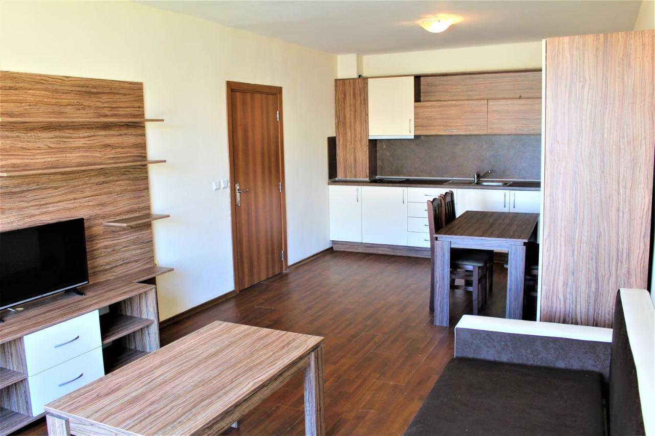 Solei Apartments พรีมอร์สโก ภายนอก รูปภาพ