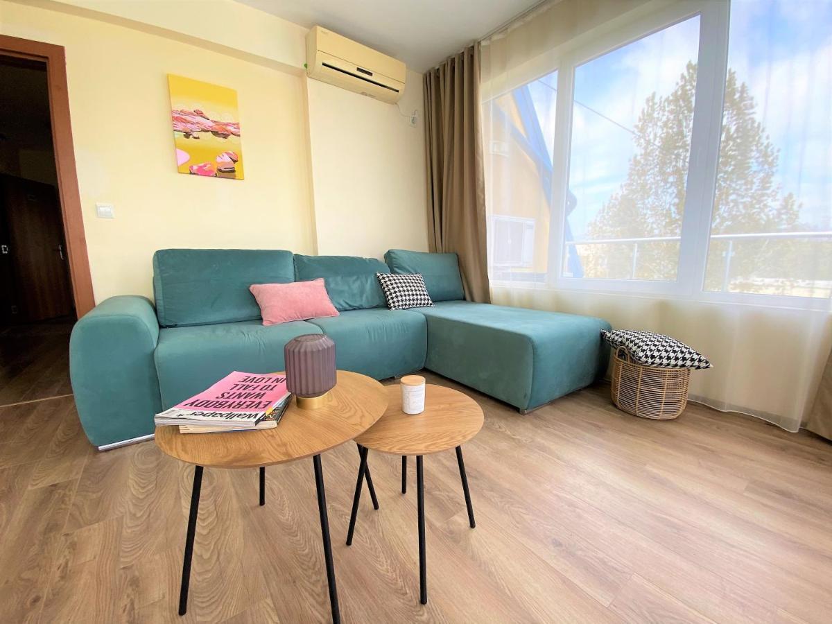 Solei Apartments พรีมอร์สโก ภายนอก รูปภาพ